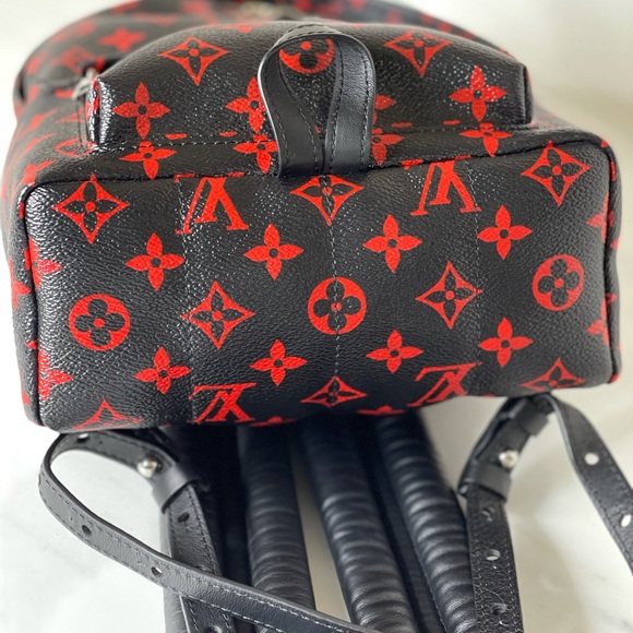 Louis Vuitton Palm Springs Infrarouge PM Backpack - Picture 10 of 16